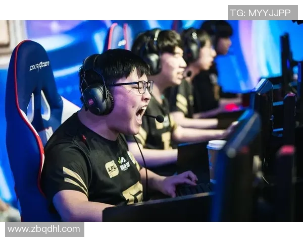 深入探讨RNG战队在王者荣耀中的团队协作与默契配合技巧 深入探讨RNG战队在王者荣耀中的团队协作与默契配合技巧